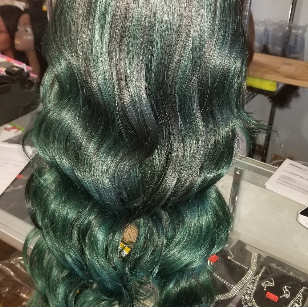Wigs - Picture 2 of 2